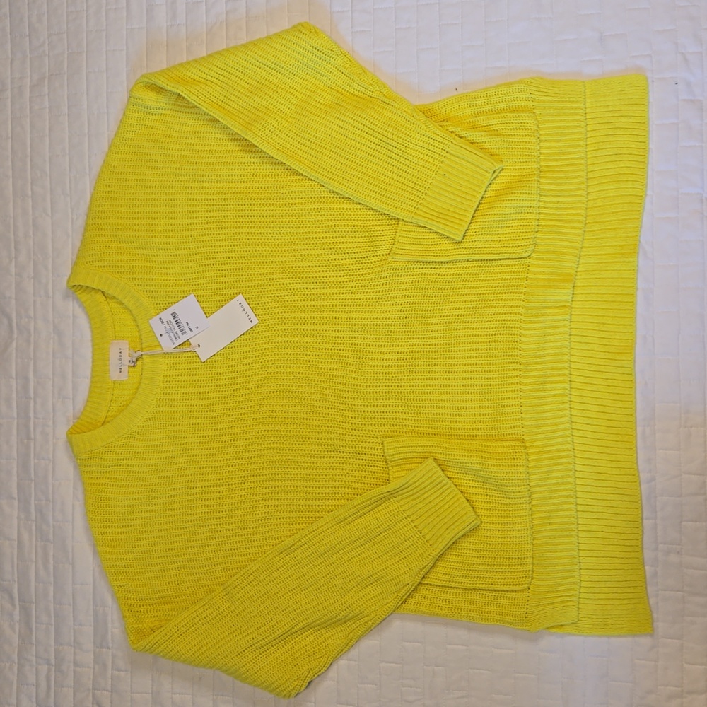 Melloday Women's Neon Yellow Two Pocket Pullover Sweater, NWT